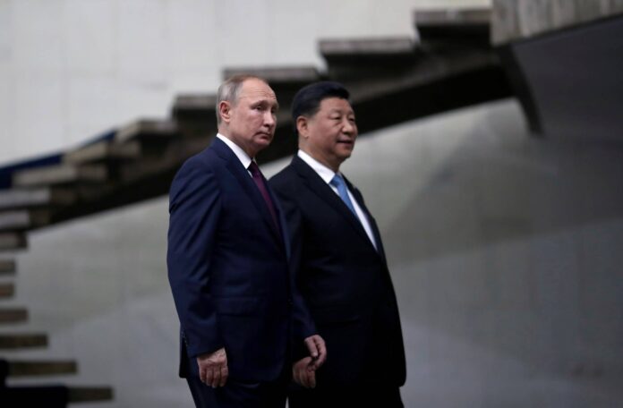 Ο Πρόεδρος της Ρωσίας Βλαντιμίρ Πούτιν και ο πρόεδρος της Κίνας Σι Τζινγκπίνγκ