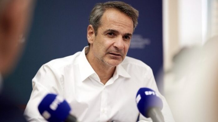 Ο πρωθυπουργός Κυριάκος Μητσοτάκης σε στιγμές αγωνίας σε παλαιότερη κρίση