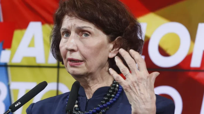 Αμετανόητη η Γκορντάνα Σιλιάνοφσκα, θεωρεί τον εαυτό της πρόεδρο της «Μακεδονίας»