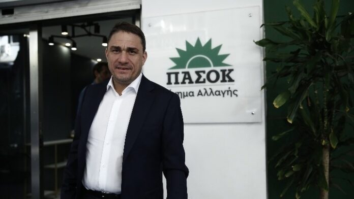 Ο Κώστας Τσουκαλάς