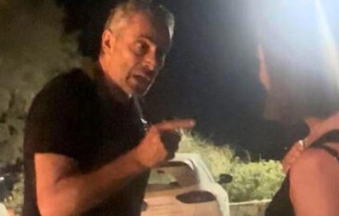 Τους έδιωξε