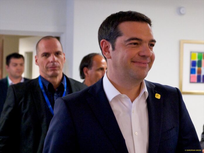 Ο Αλέξης Τσίπρας με τον Γιάνη Βαρουφάκη