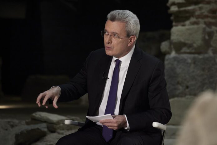 Νίκος Χατζηνικολάου
