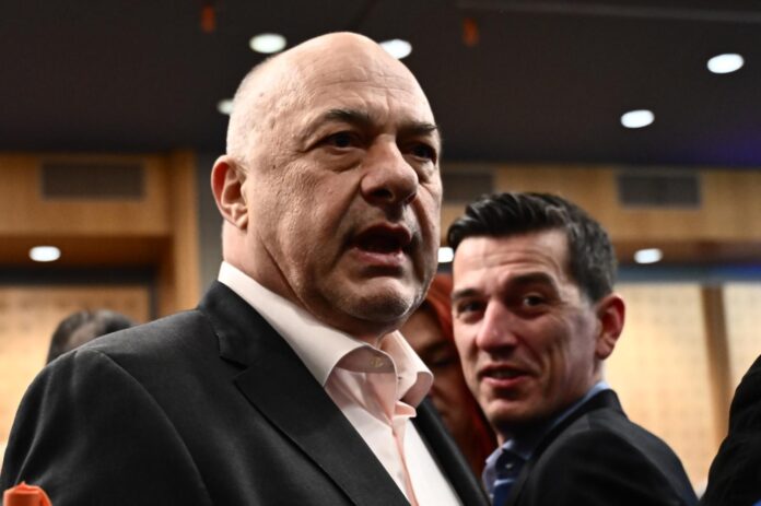 Ο Αχιλλέας Μπέος