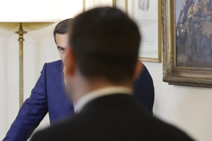 Ο Αλέξης Τσίπρας με τον Νίκο Ανδρουλάκη