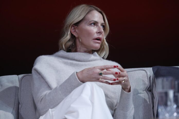 Η Τζένη Μπαλατσινού