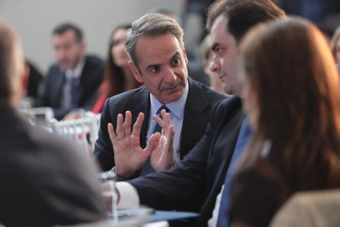 Μητσοτάκης και Πιερρακάκης