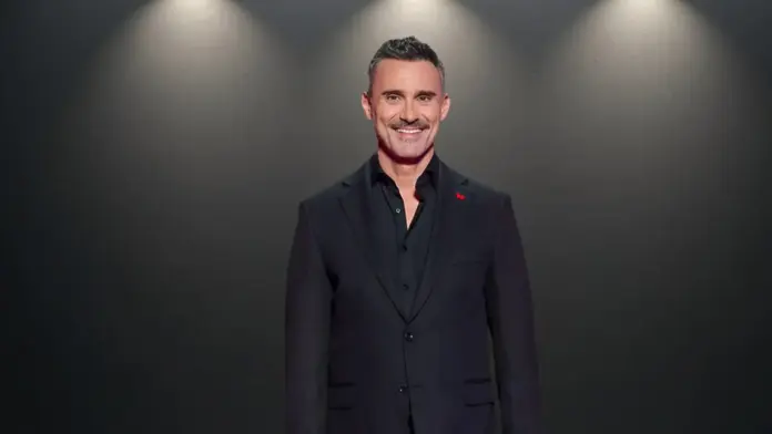 Ο Γιώργος Καπουτζίδης